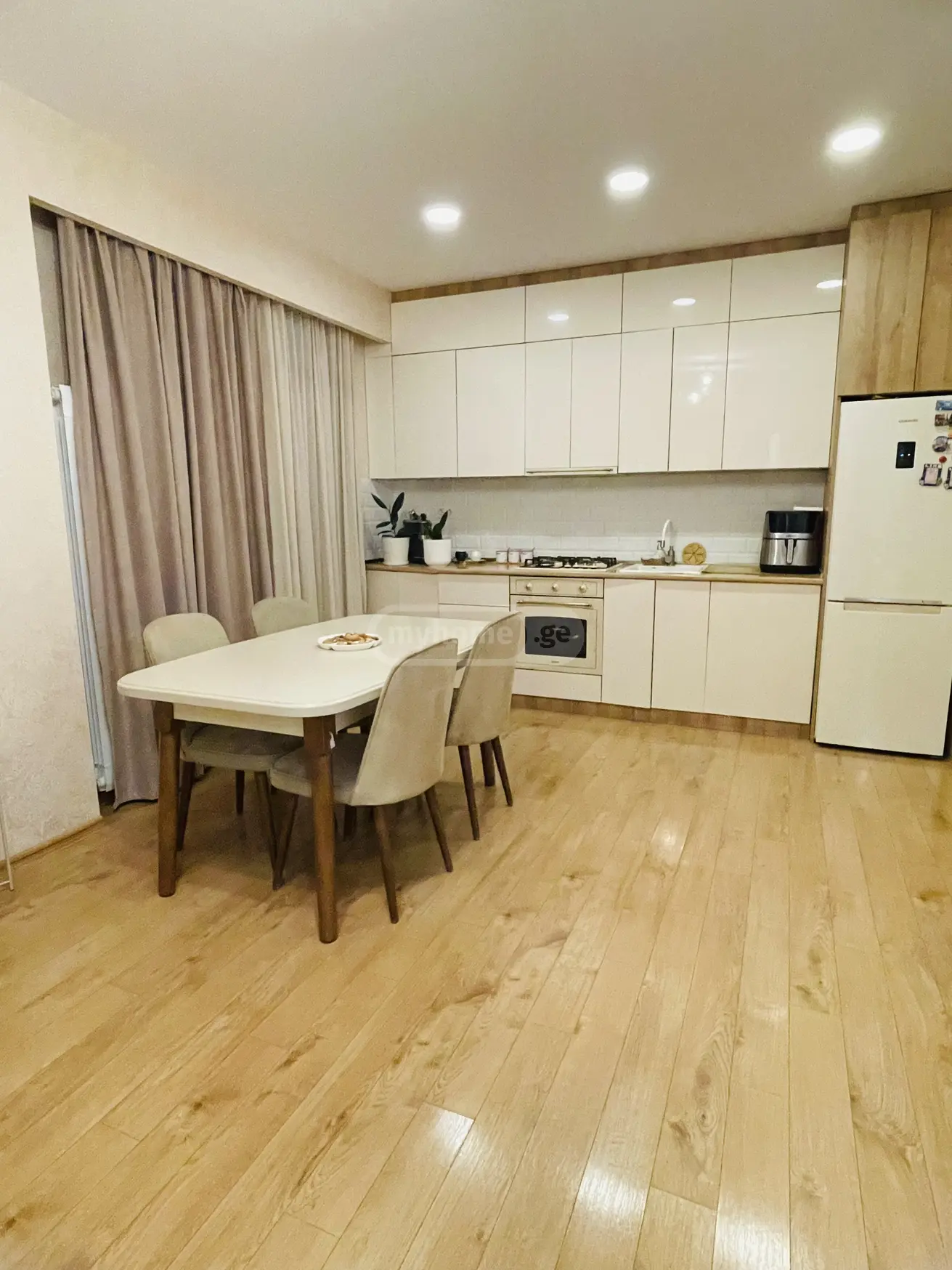 For Rent 3 Room Apartment, 1 of 9