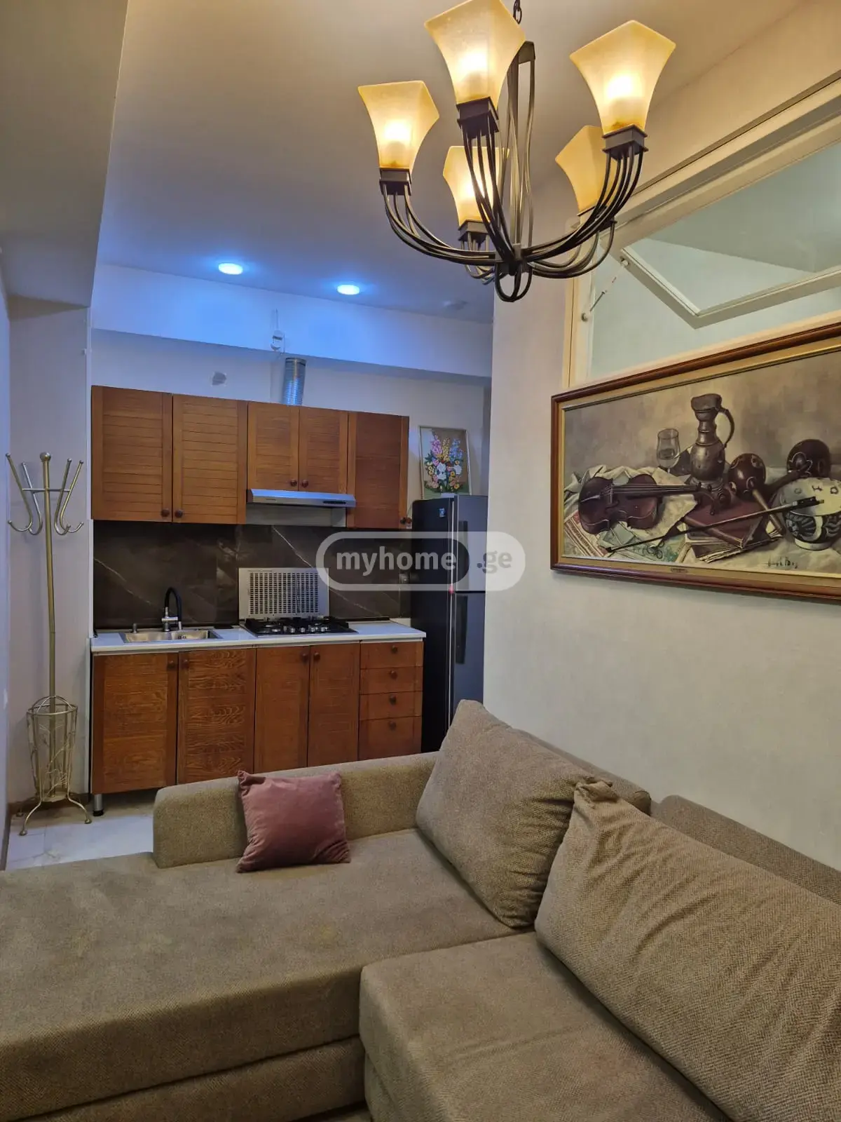 3 Room Flat For Rent. Mukhiani view 9