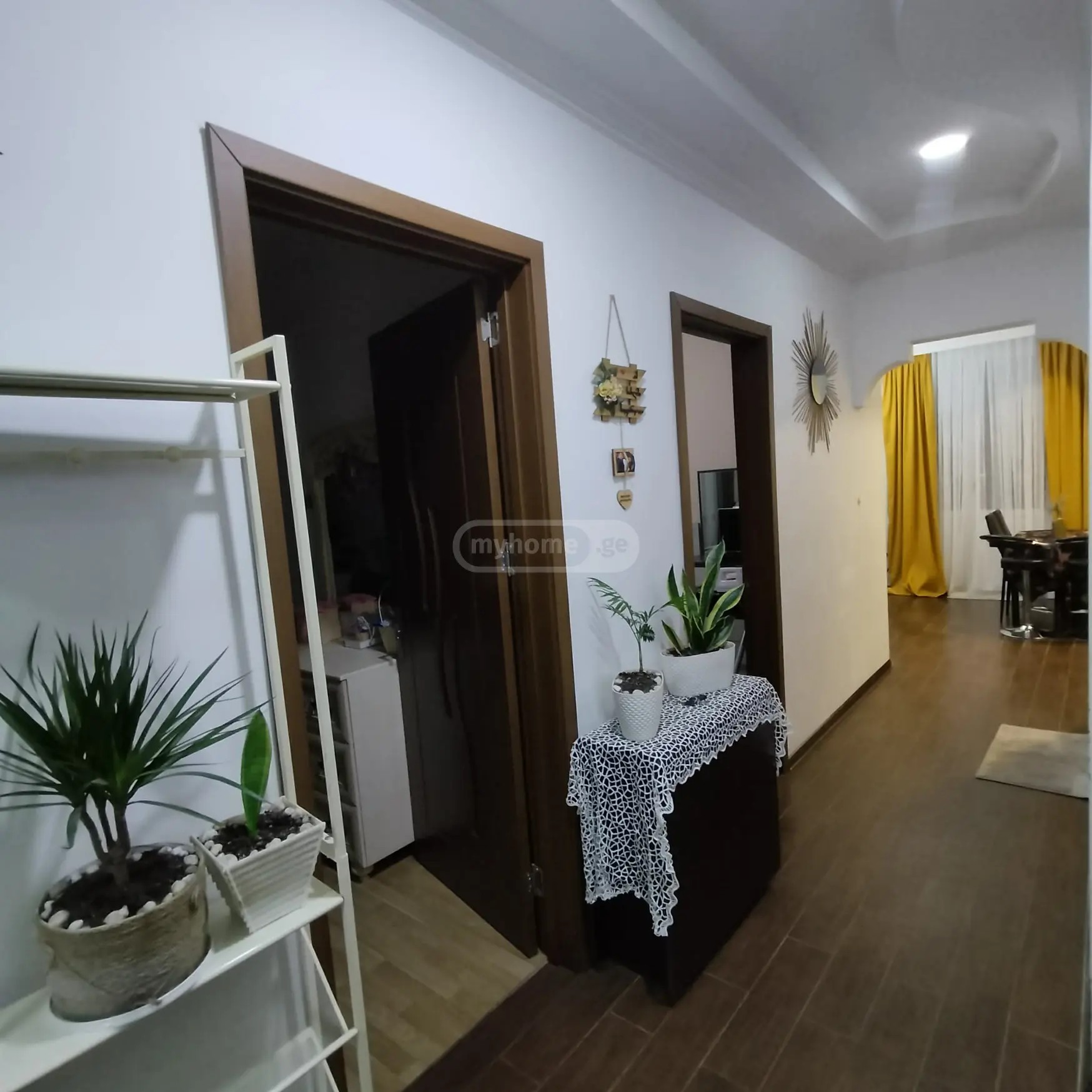 Daily Rent 3 Room Apartment view 4