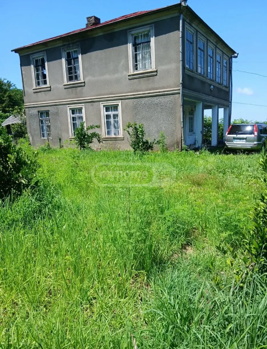 For Sale 7 Room Private House Ozurgetshii view 1