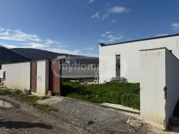 For Sale 4 Room Apartment Mtskhetashi view 2