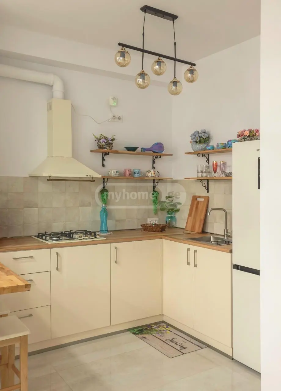 For Sale 2 Room Apartment Isanshi view 8