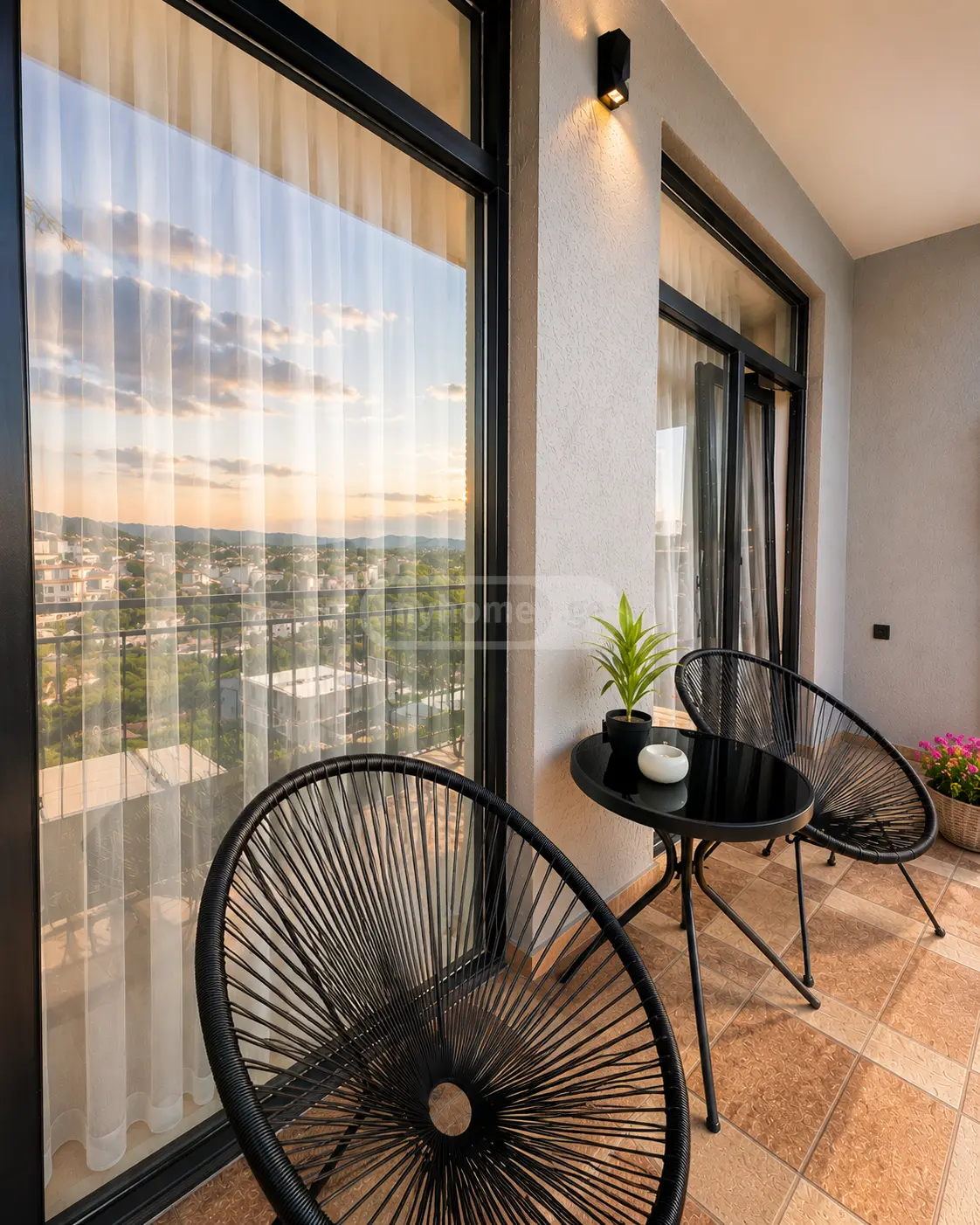 For Sale 2 Room Apartment, 1 of 10