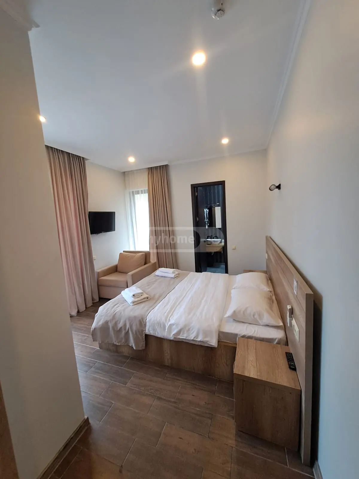 For Sale 10+ Room Sastumro In Batumi view 6