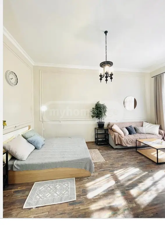 Daily Rent 1 Room Apartment Mtatsmindaze view 3