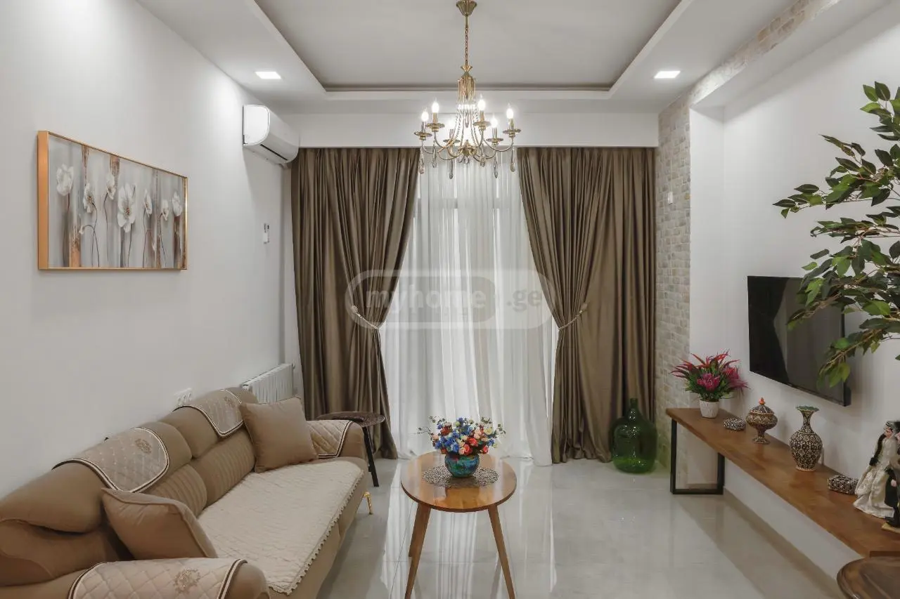 For Sale 2 Room Apartment Isanshi view 1