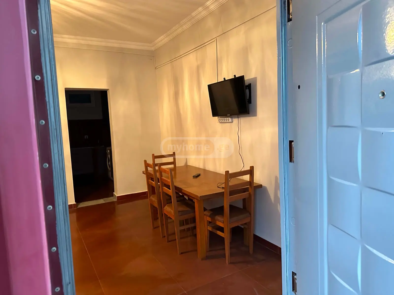For Rent 2 Room Apartment view 3
