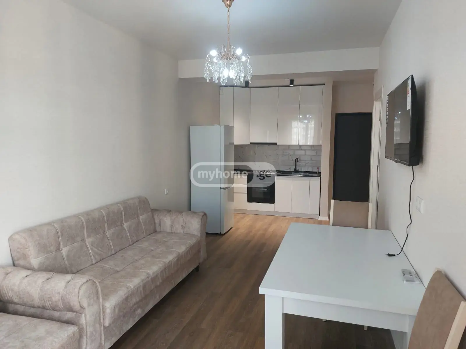 For Rent 2 Room Apartment, 1 of 8