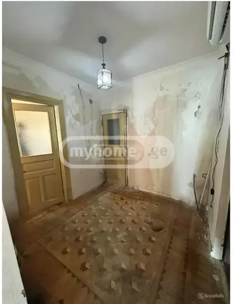 For Sale 4 Room Apartment Kutaisshi view 8