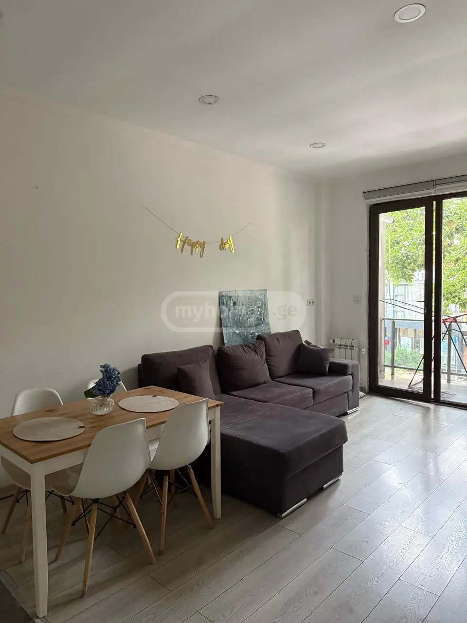 For Sale 2 Room Apartment view 8