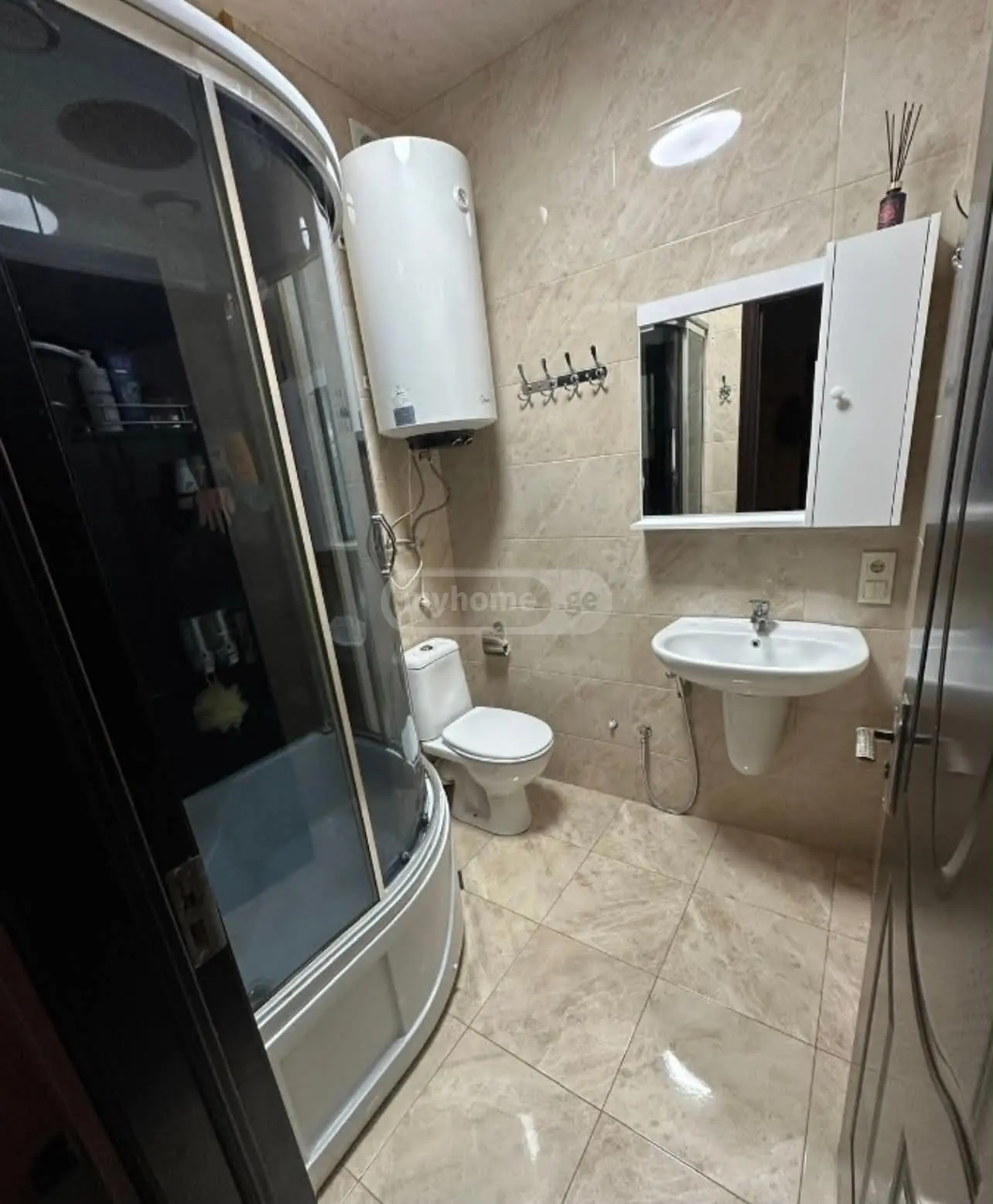 For Sale 3 Room Apartment view 8