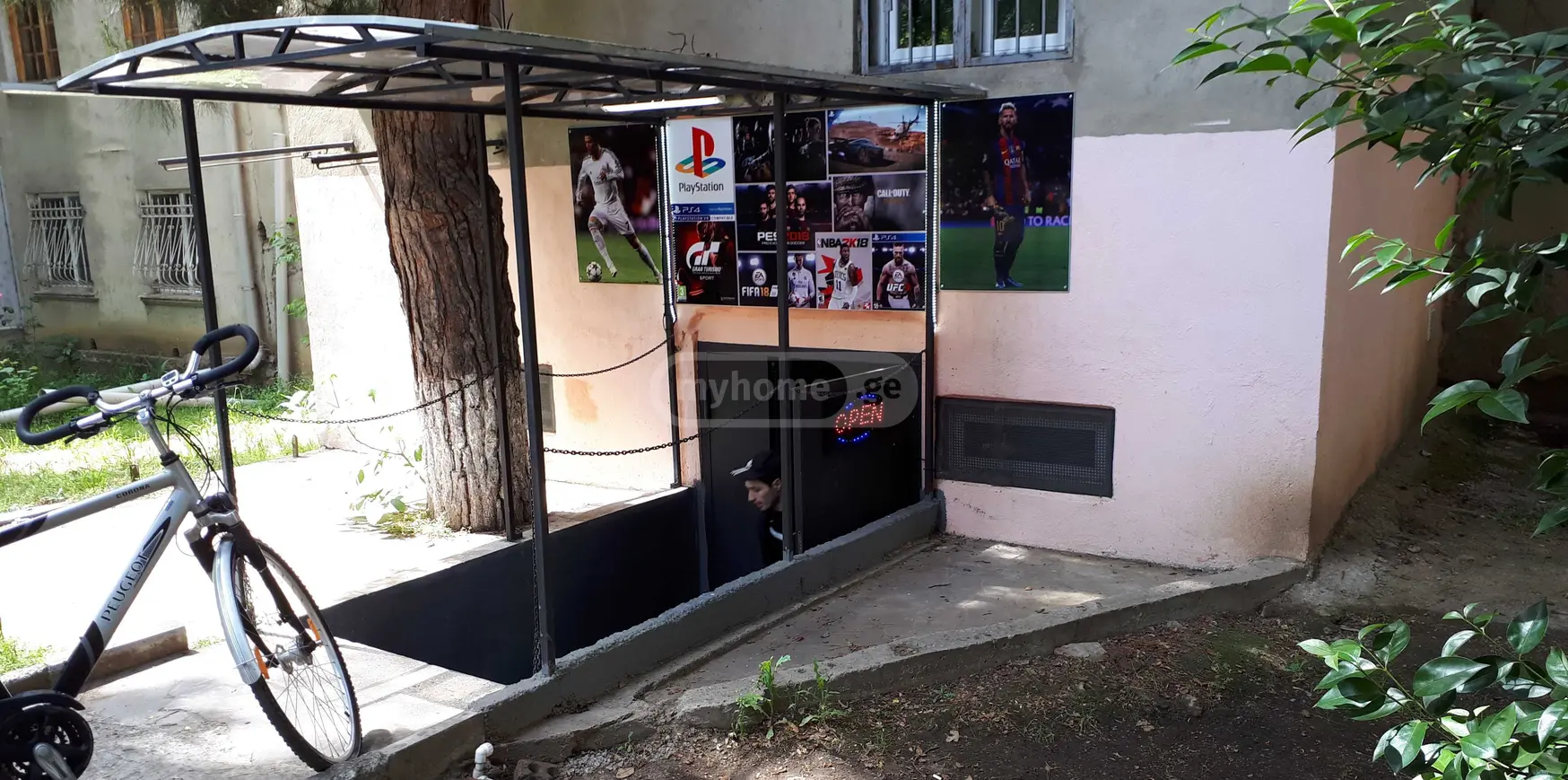 For Sale Universaluri Commercial Space Dighmis Masivshi view 5