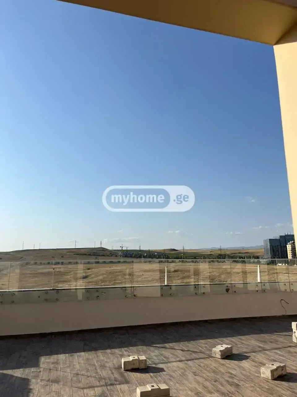 For Rent 10+ Room Sastumro Varketilshi, 2 of 12