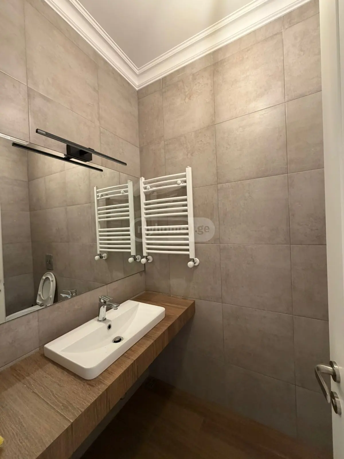 For Rent 4 Room Apartment, 10 of 12