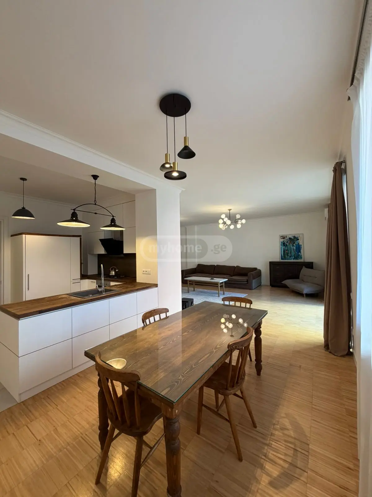 For Rent 4 Room Apartment, 2 of 12