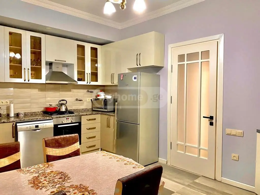 For Rent 10+ Room Private House In Batumi, 11 of 12