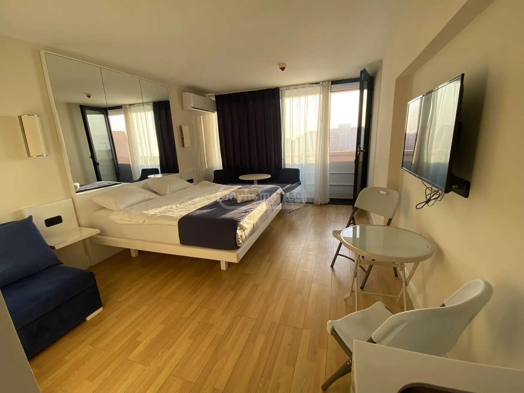 Daily Rent 1 Room Sastumro, 1 of 12