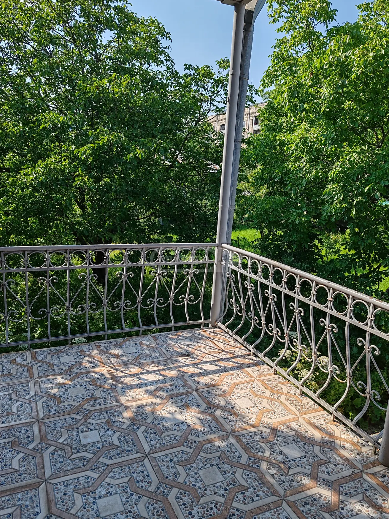For Sale 10+ Room Country House Tetritsqaroshi view 9