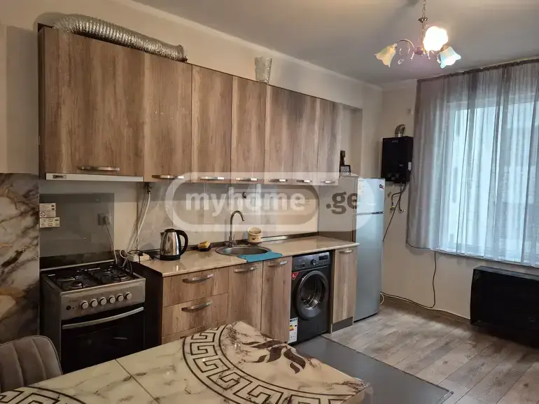 For Sale 1 Room Apartment Kutaisshi view 3