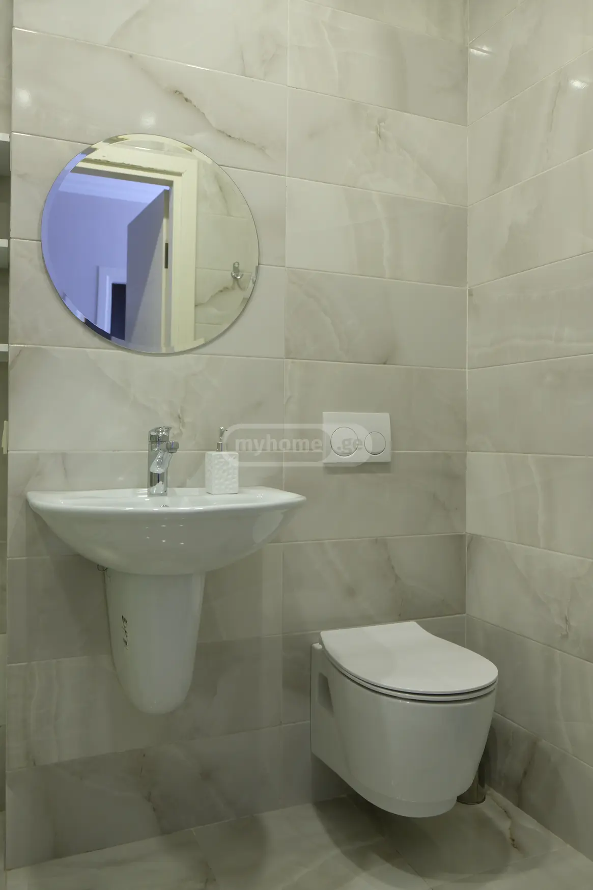 Daily Rent 2 Room Apartment view 10