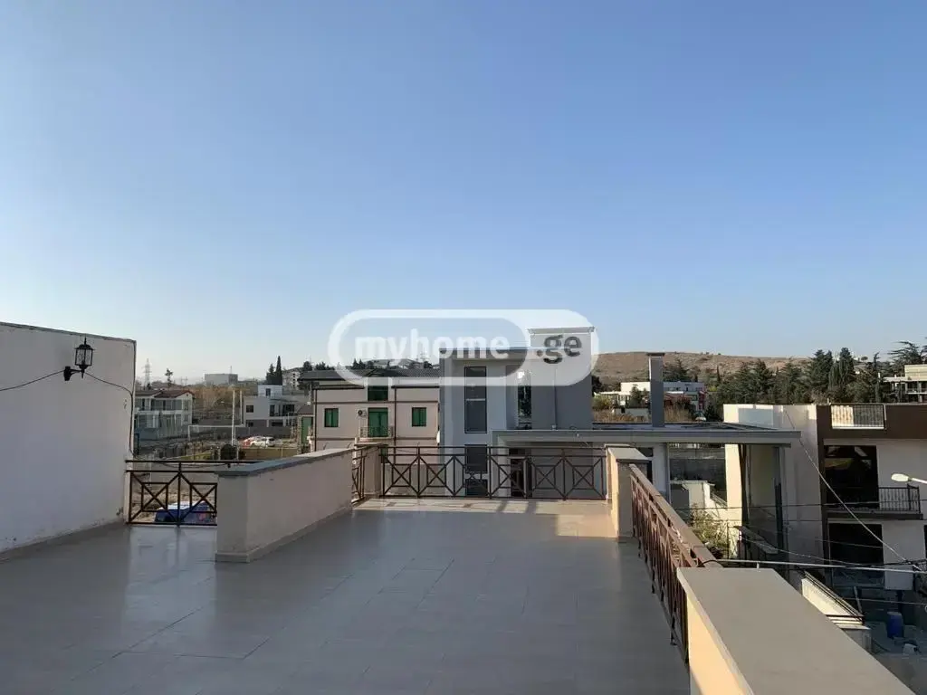 For Rent 8 Room Sastumro Nadzaladevshi, 10 of 11