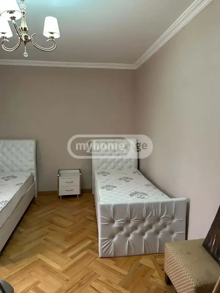 For Sale 5 Room Apartment Kutaisshi view 2