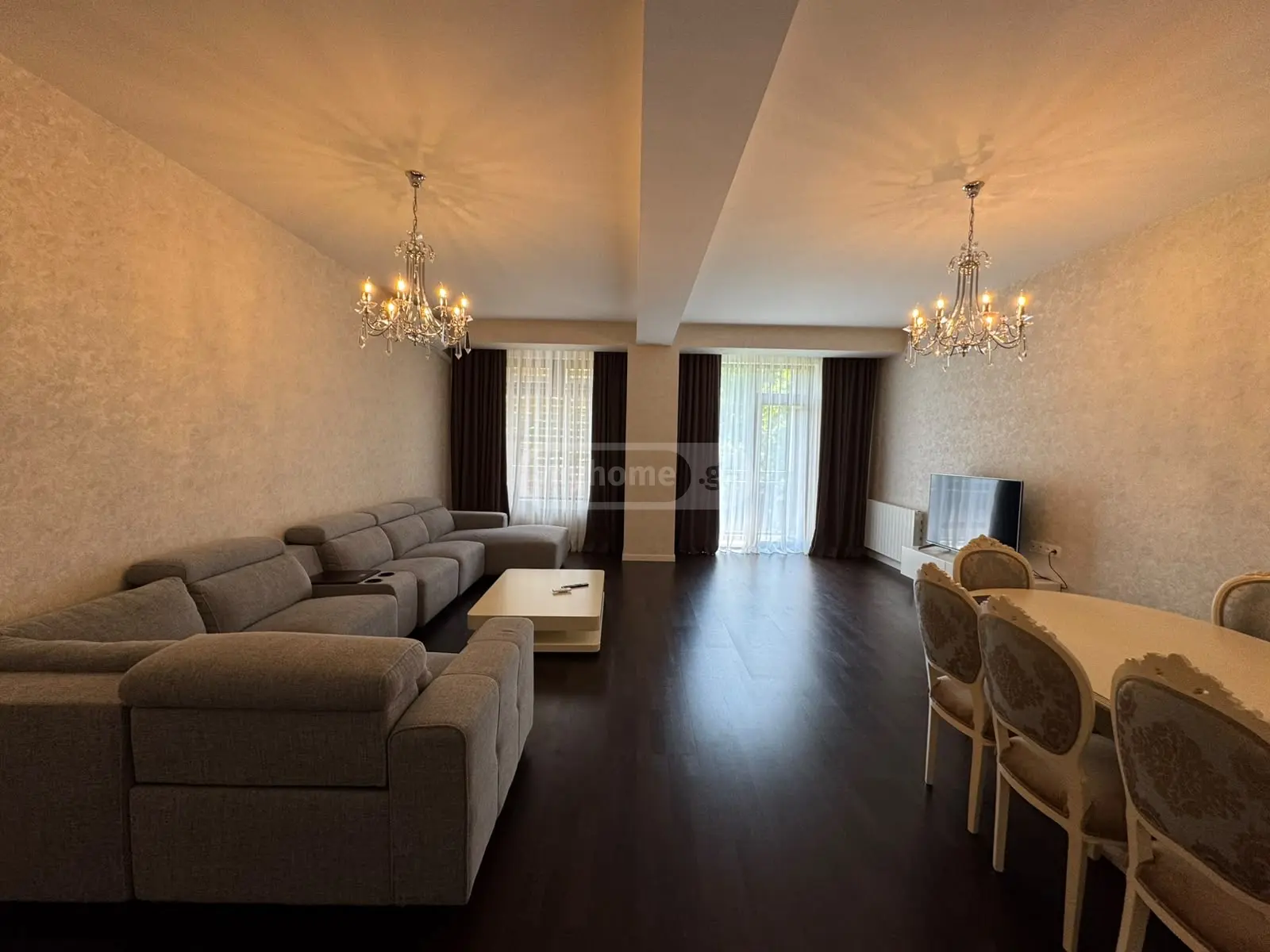 For Rent 4 Room Apartment, 3 of 12
