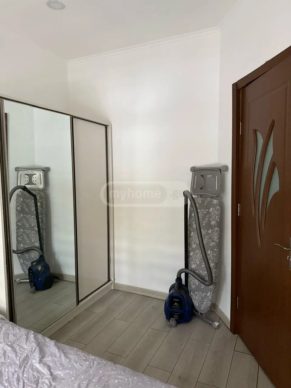For Sale 2 Room Apartment view 3
