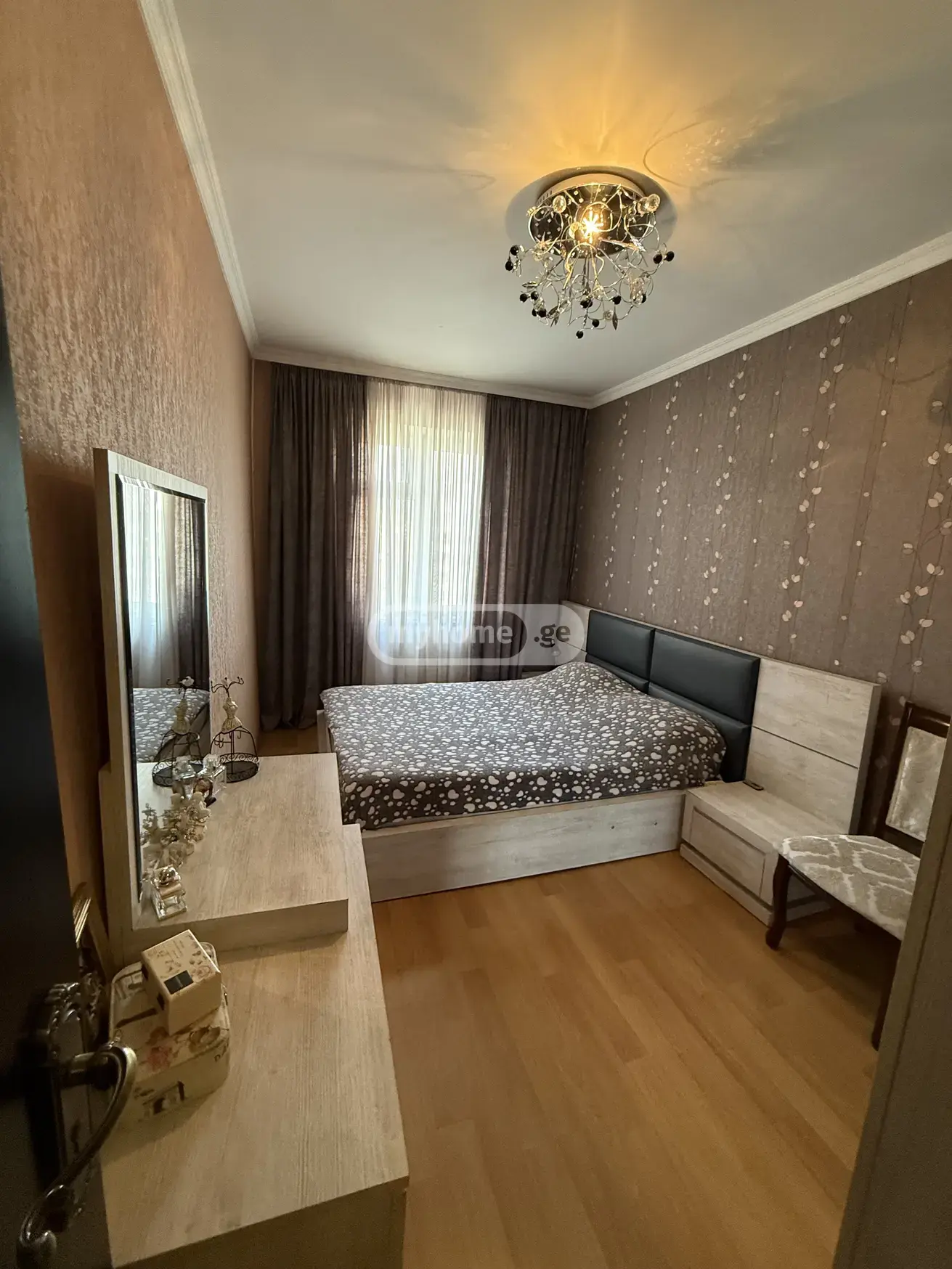 For Sale 3 Room Apartment Shindisshi view 2