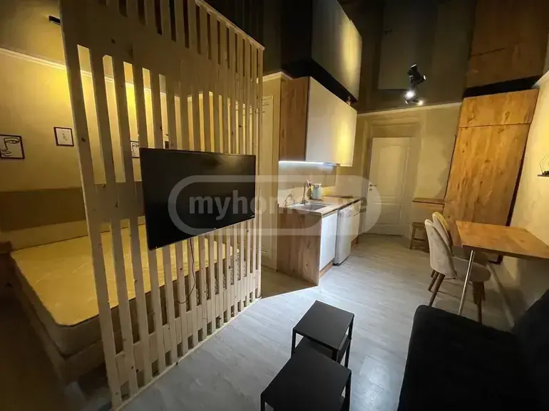 For Sale 10+ Room Sastumro Isanshi, 2 of 12