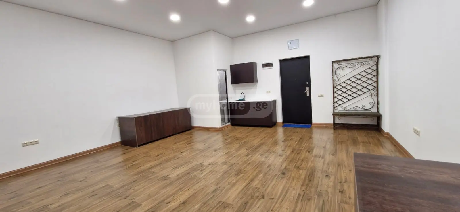 For Sale Saopise Commercial Space In Batumi view 3