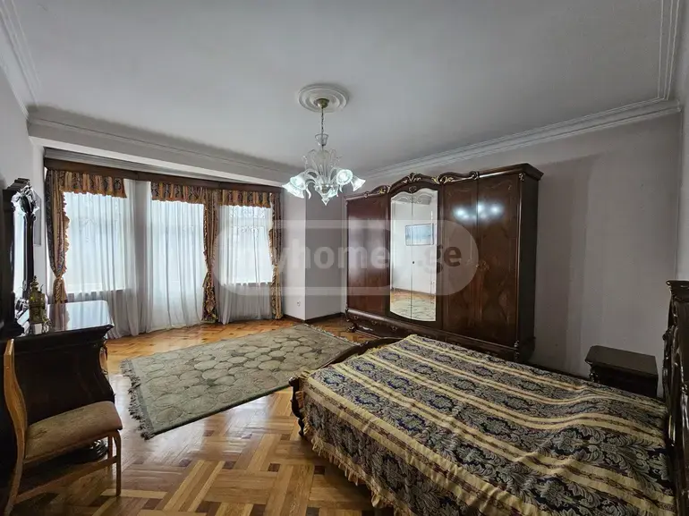 For Sale 10+ Room Sastumro In Batumi, 10 of 12
