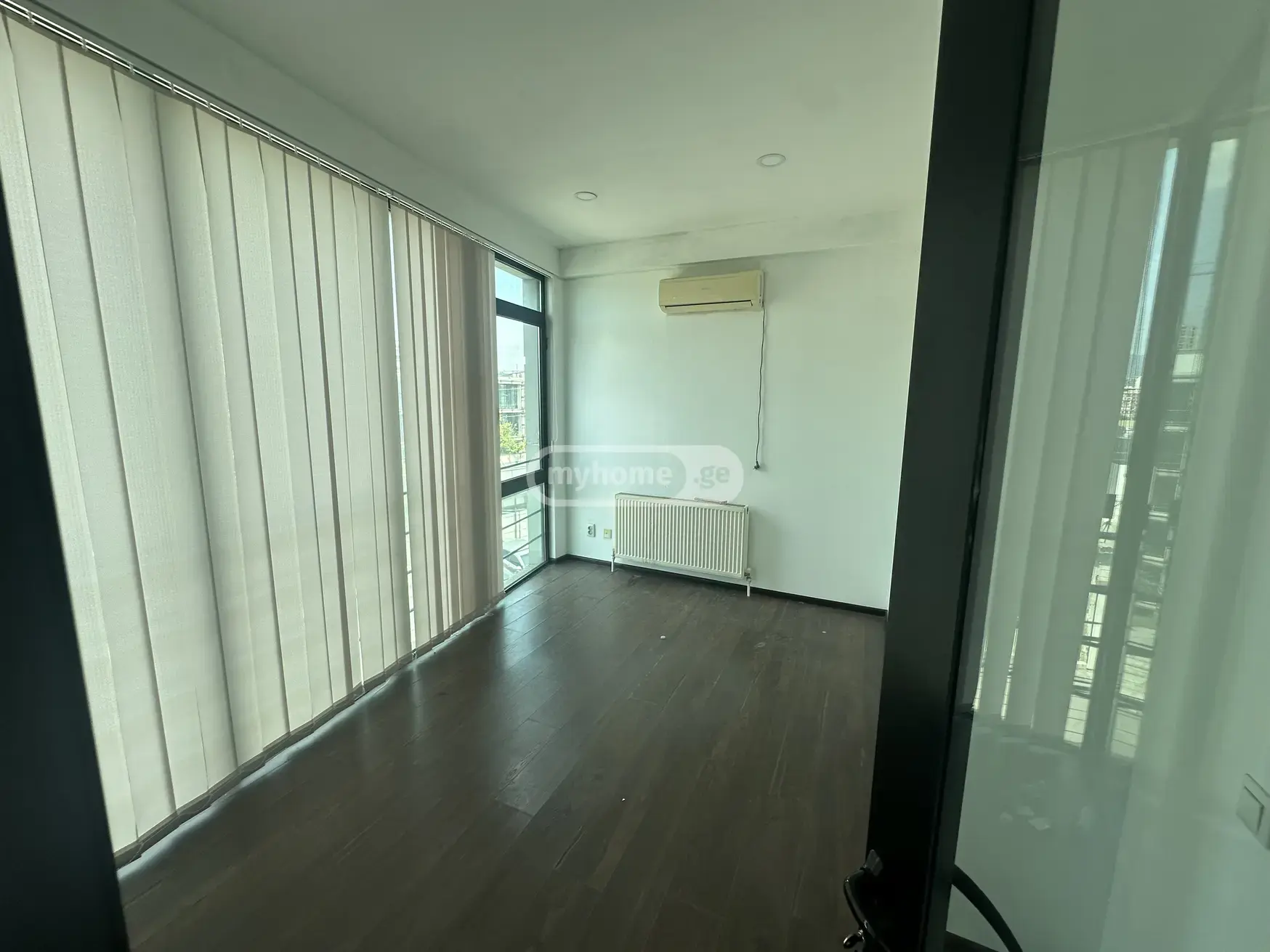 Daily Rent Universaluri Commercial Space In Saburtalo, 3 of 12