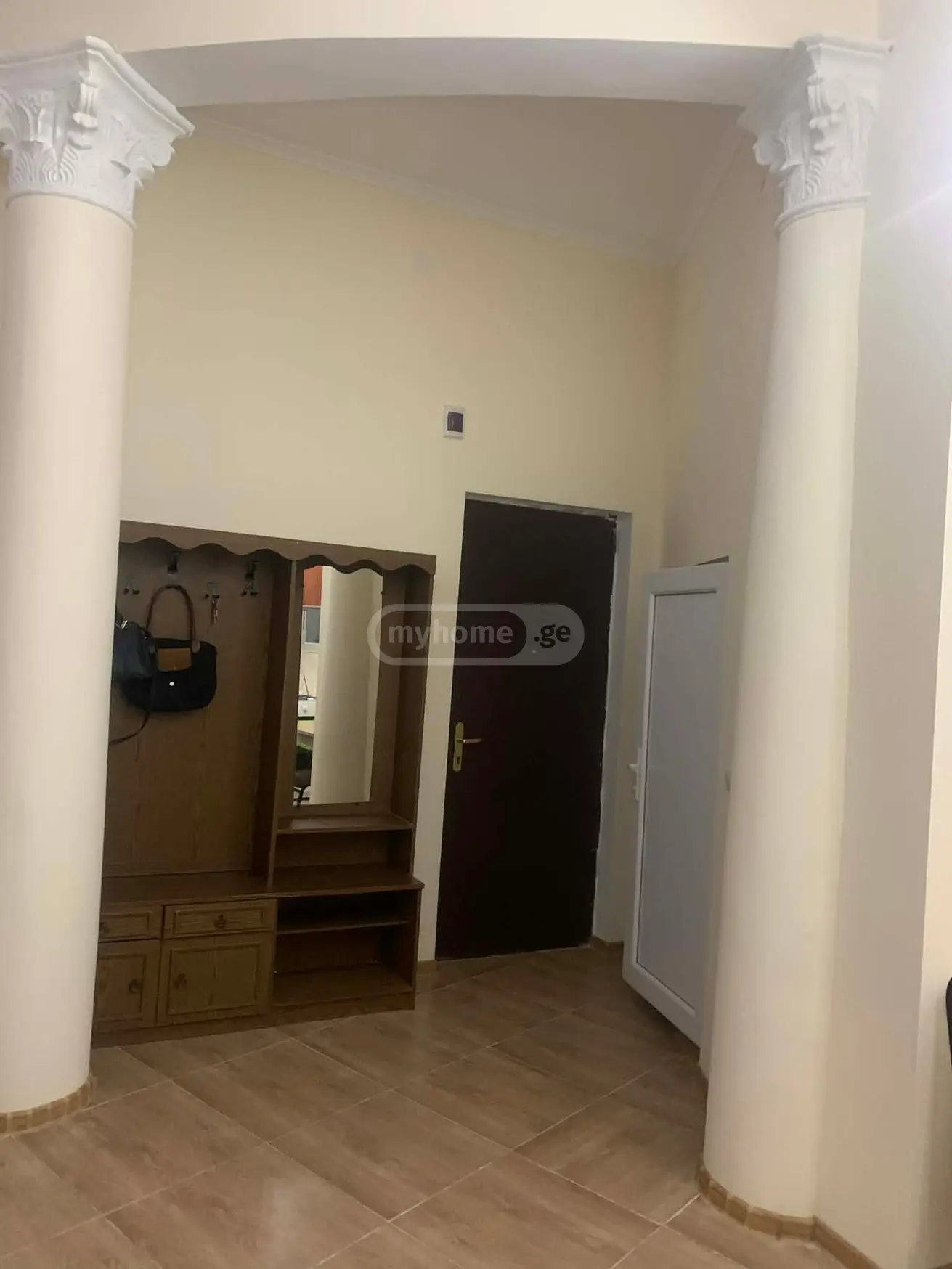 For Rent 2 Room Apartment Telavshi view 3