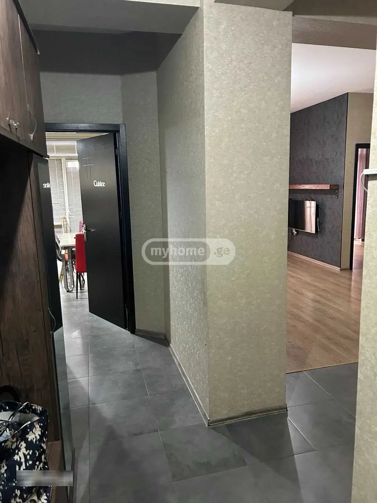 For Rent 3 Room Apartment, 2 of 12
