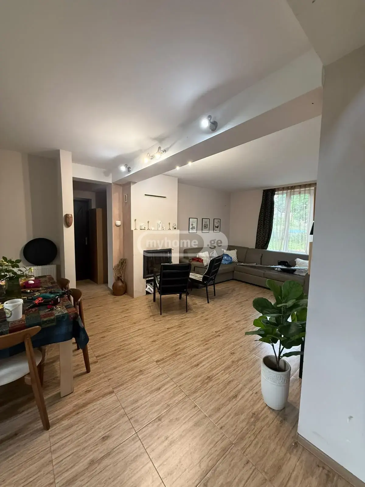 For Sale 7 Room Country House Tsqnetshi, 2 of 12