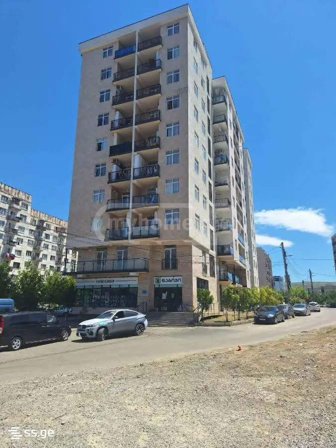 4 Room Flat For Sale view 11