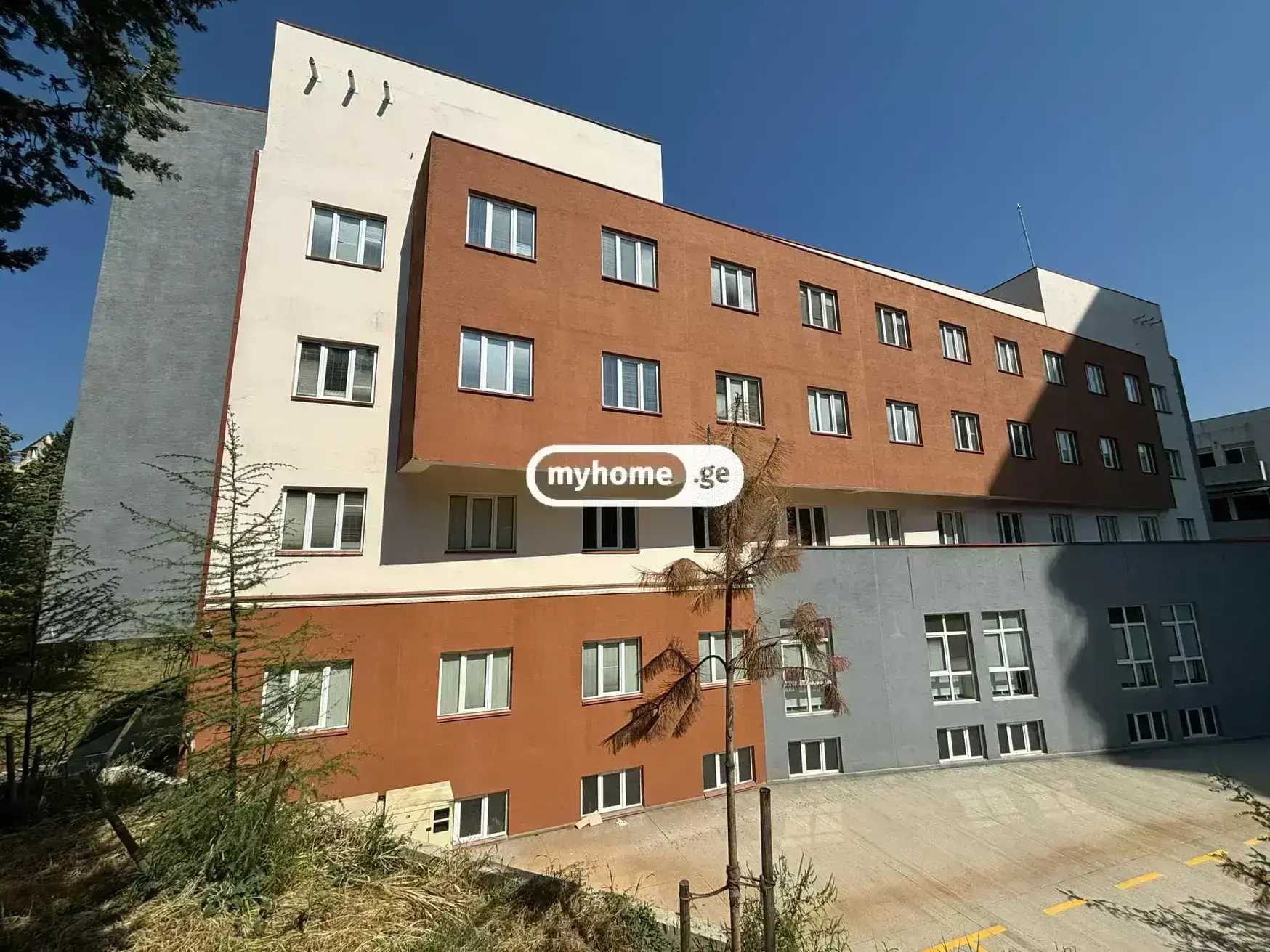 For Rent 10+ Room Sastumro In Saburtalo, 1 of 10