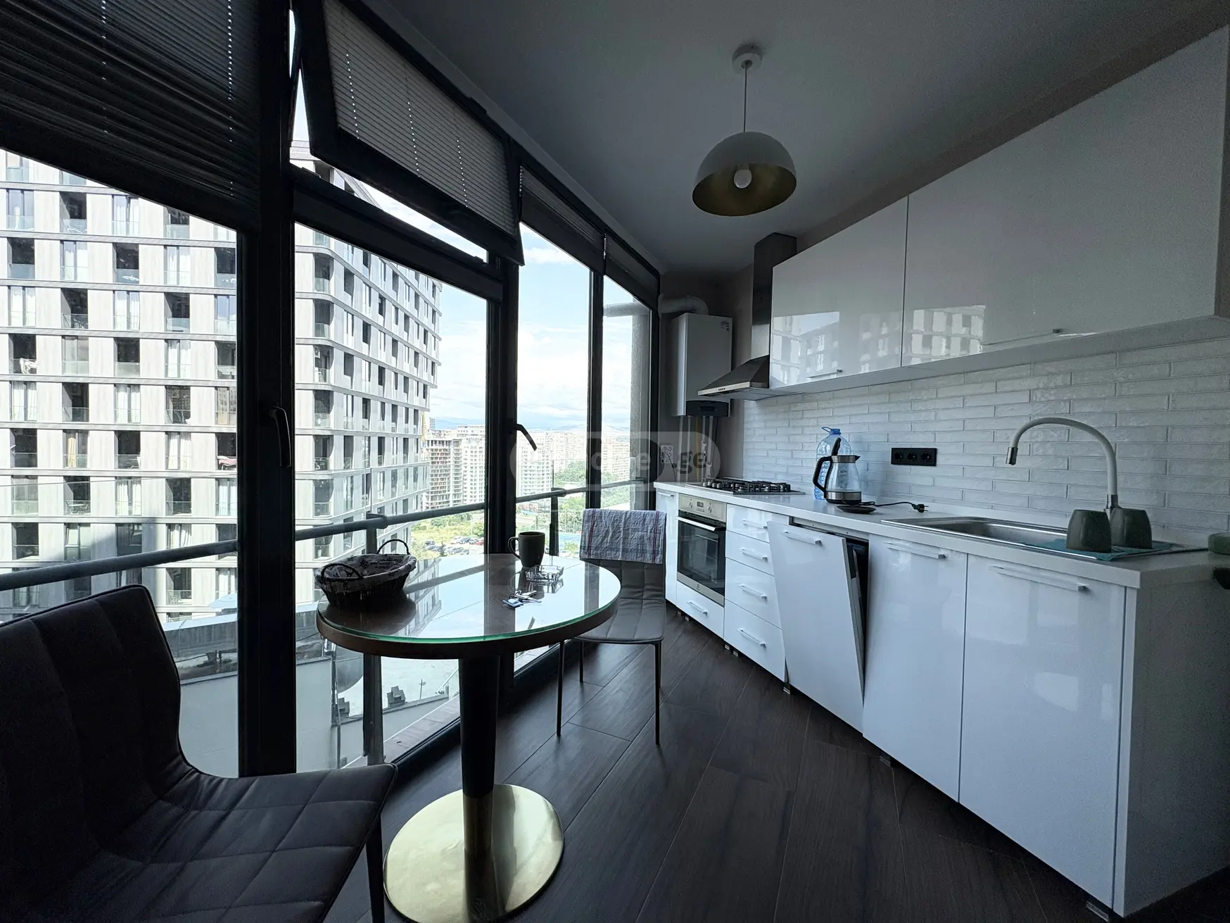 For Rent 3 Room Apartment, 2 of 12