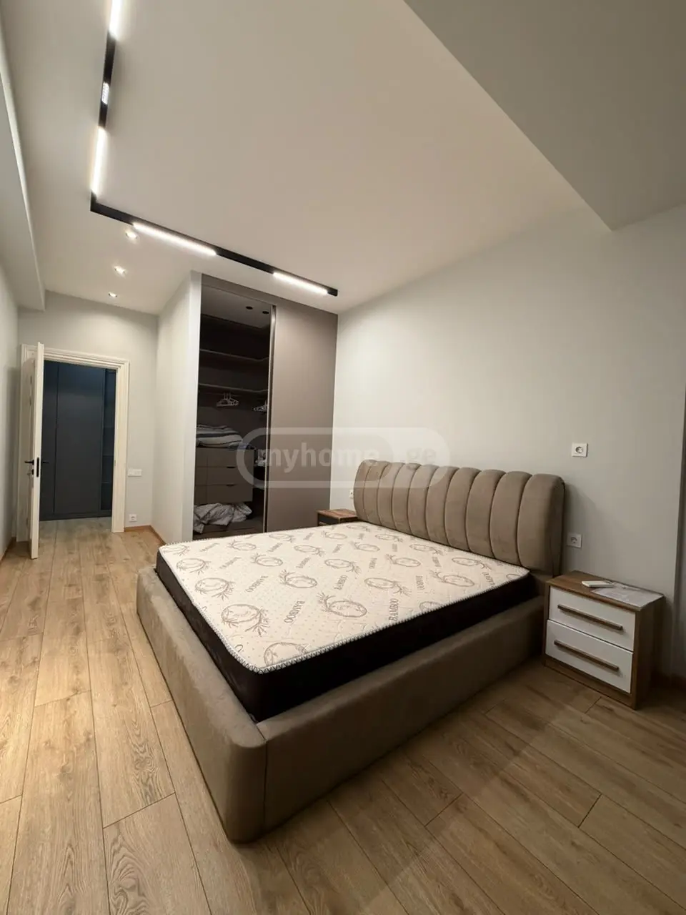 For Rent 3 Room Apartment, 4 of 9