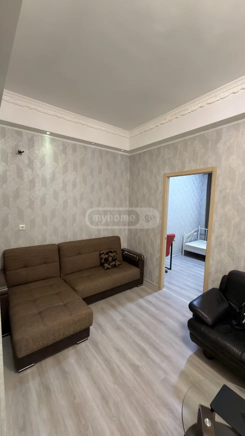 For Sale 5 Room Apartment Kutaisshi view 6
