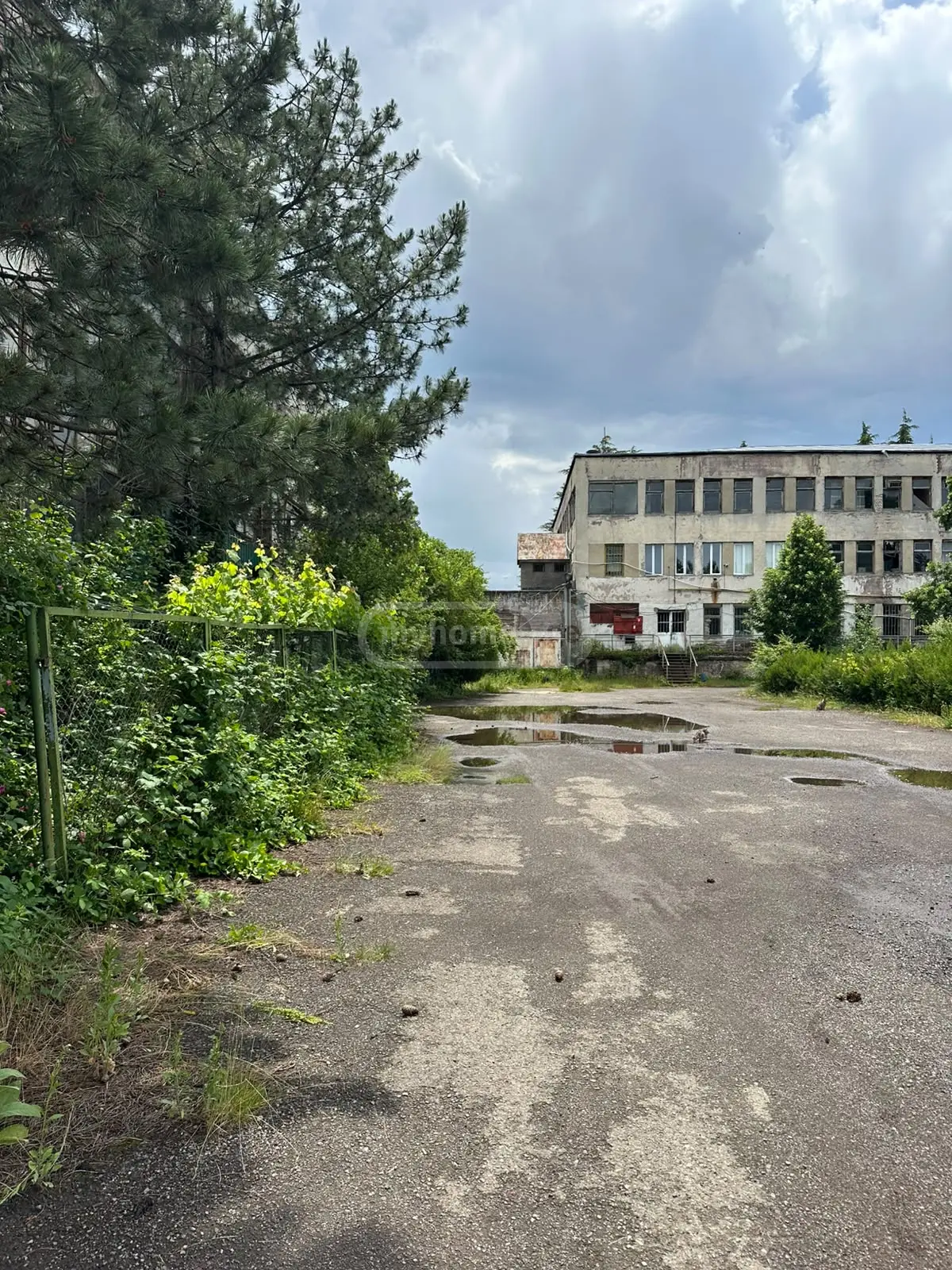For Sale Spetsialuri Commercial Space Khashurshi view 13