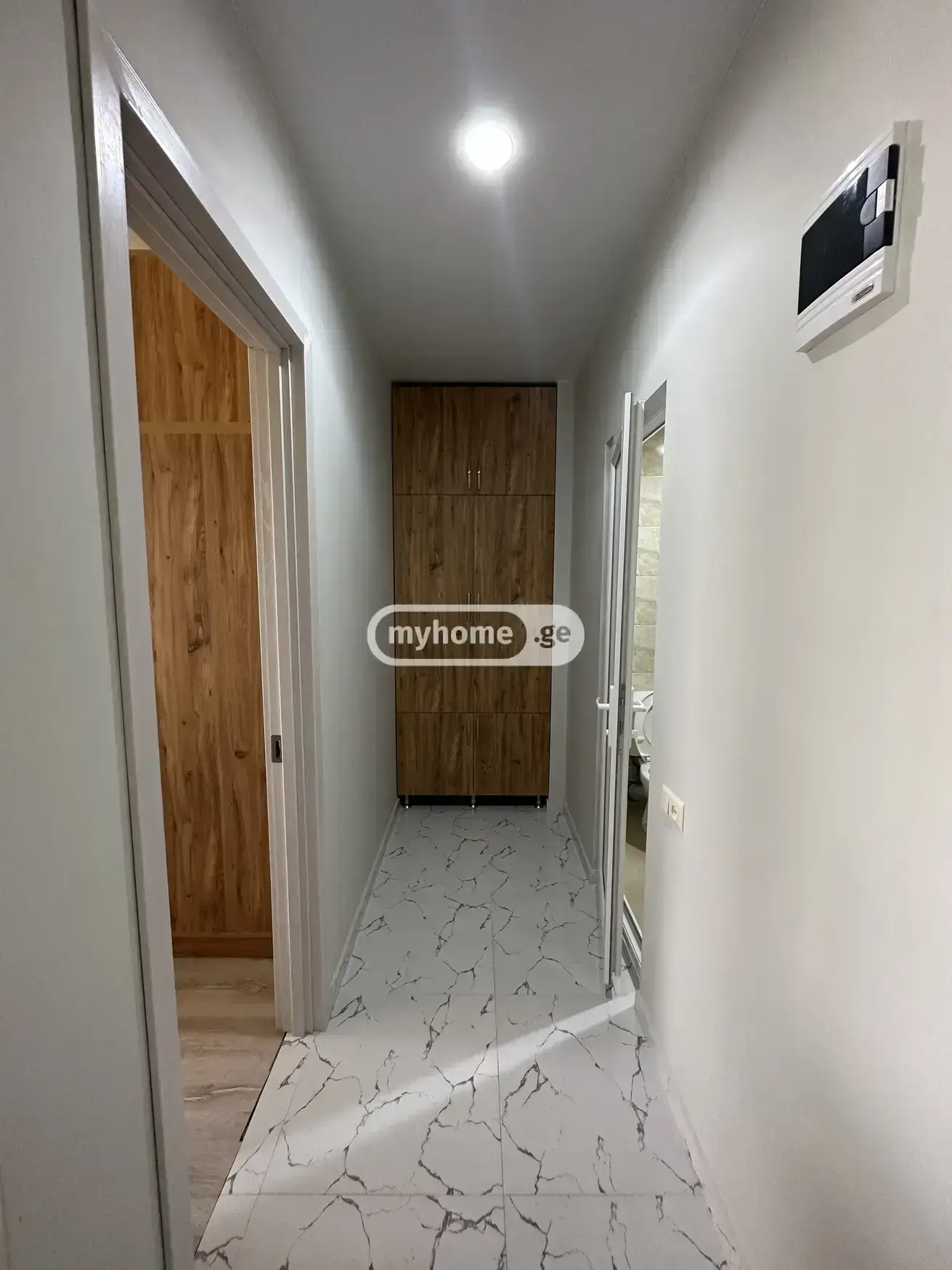 For Sale 2 Room Apartment view 4