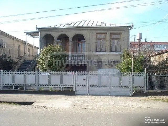 Продажа 9-комната Частный дом в Zugdidshi view 1