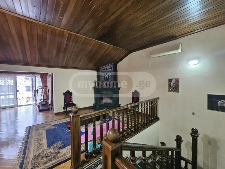For Sale 10+ Room Sastumro In Batumi, 2 of 12