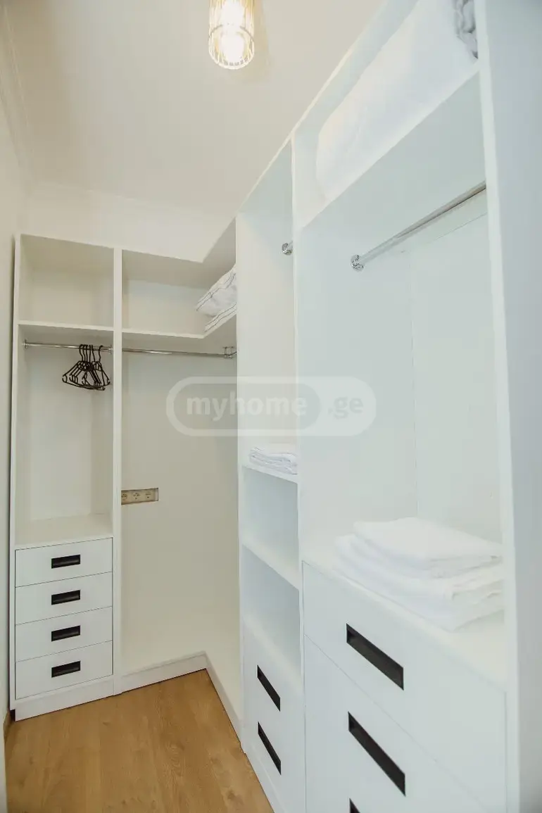 For Sale 10+ Room Private House In Batumi view 10