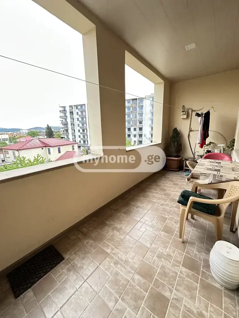 For Sale 5 Room Apartment Kutaisshi view 2