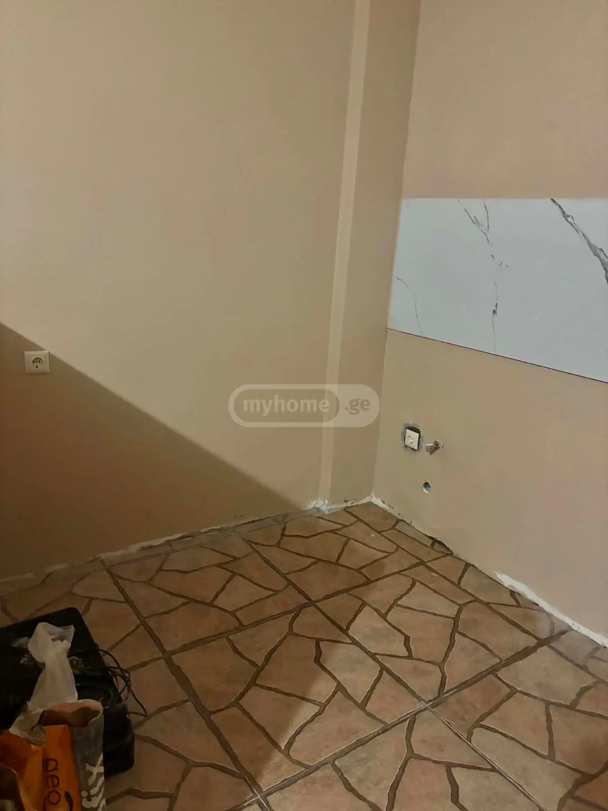 For Sale 3 Room Apartment view 8