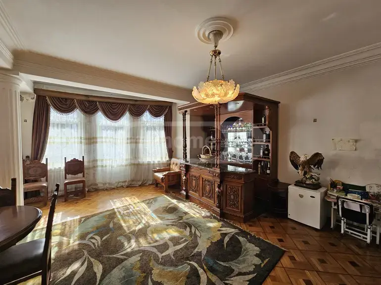 For Sale 10+ Room Sastumro In Batumi, 4 of 12