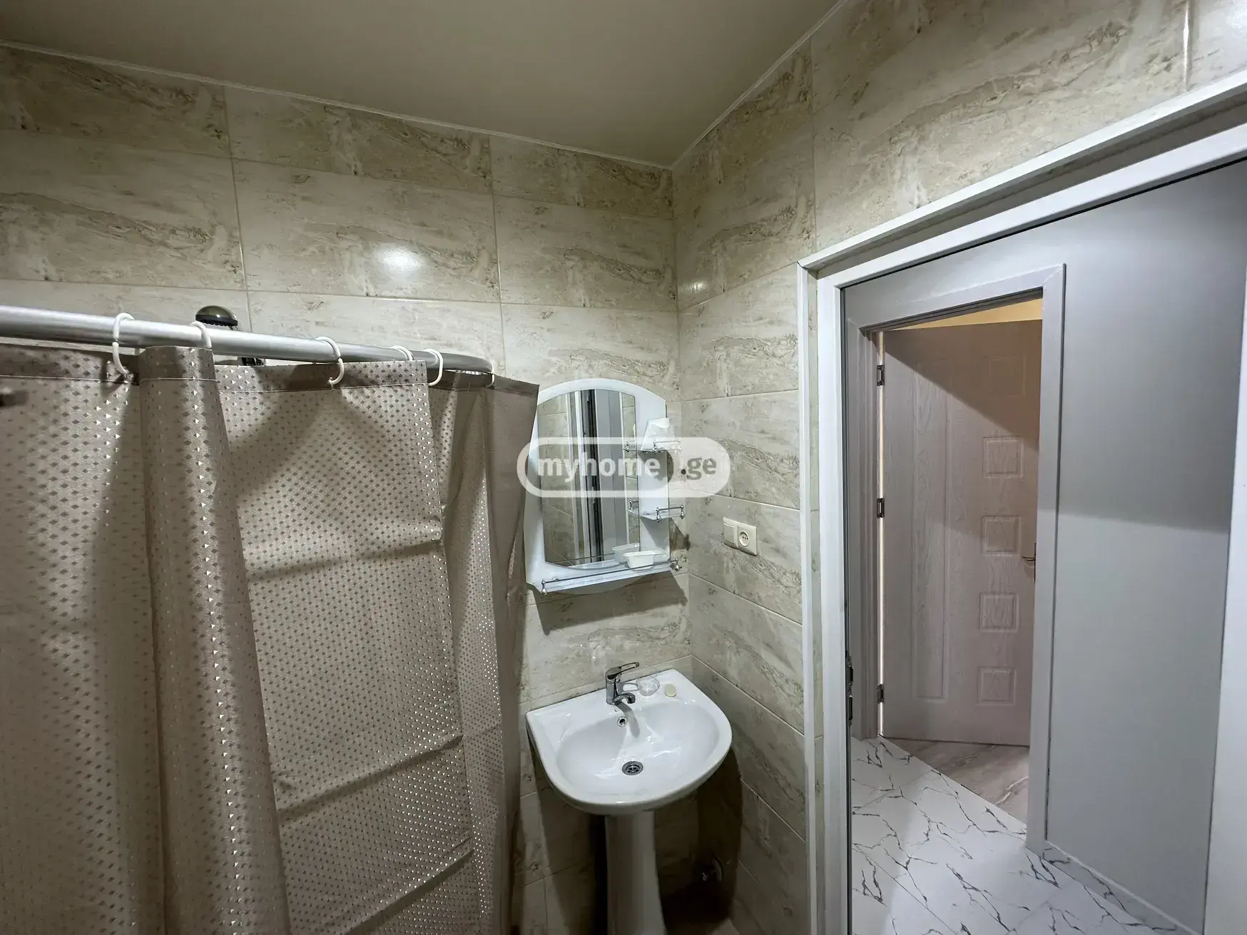 For Sale 2 Room Apartment view 8